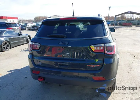2018 Jeep Compass Trailhawk 4X4 z USA, uszkodzony, nr VIN 3C4NJDDB3JT367145